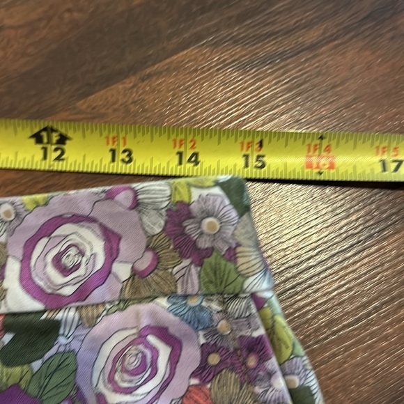 Ann Loft Taylor Chino Purple Floral Shorts Size 4 - Picture 8 of 11